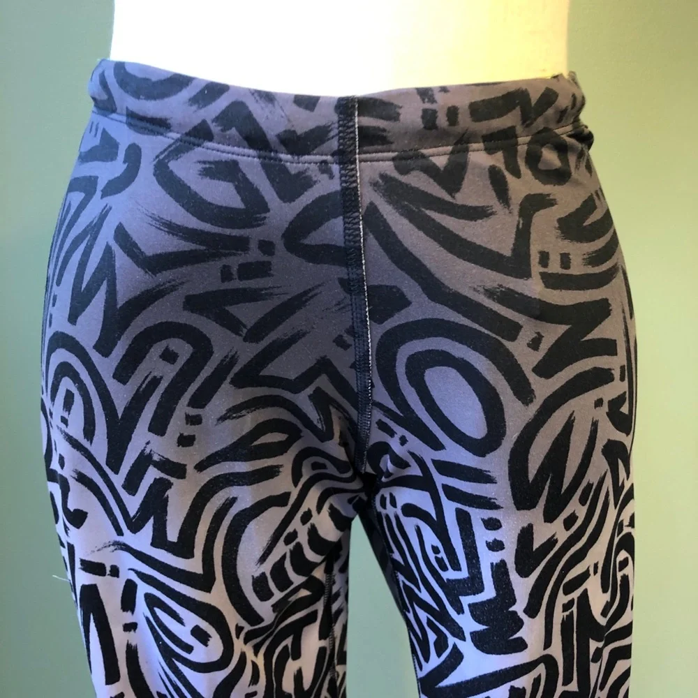 Reebok Speedwick Geometric Print 3/4 Mesh Leggings - Size Small